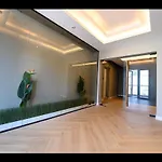 Apartament & Garden Madonna - Petunilor *