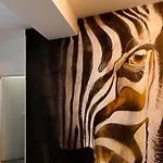 Apartament & Garden Madonna - Petunilor *