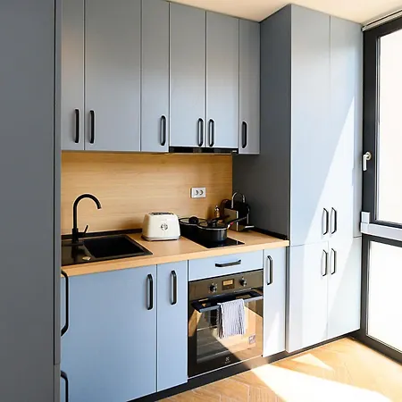 & Garden Madonna - Petunilor Craiova