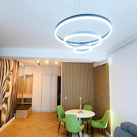 דירה Madonna - Petunilor