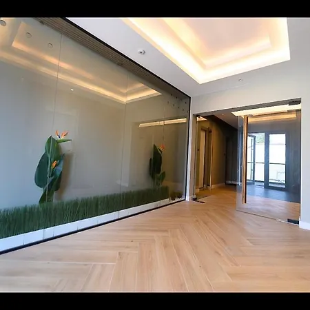 Appartement & Garden Madonna - Petunilor *