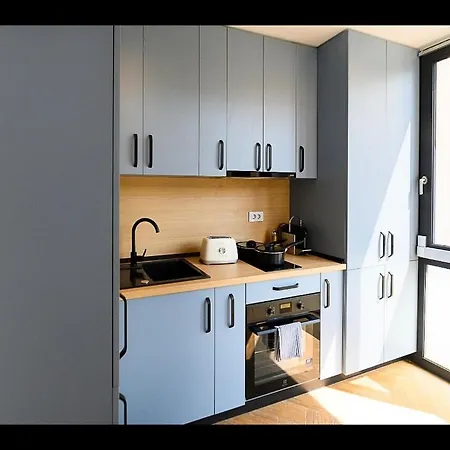 דירה Madonna - Petunilor