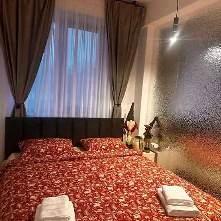 Appartement & Garden Madonna - Petunilor