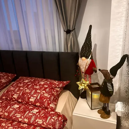 Appartement & Garden Madonna - Petunilor