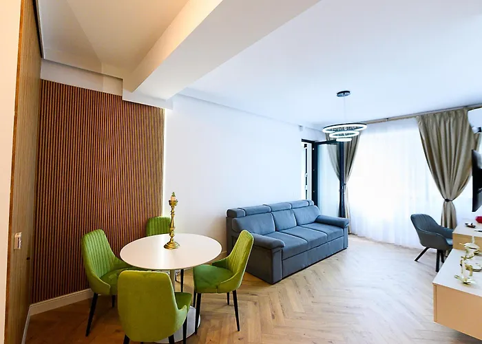 Apartament & Garden Madonna - Petunilor