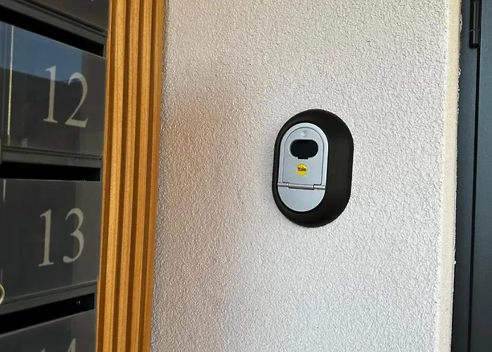 & Garden Madonna - Petunilor Craiova