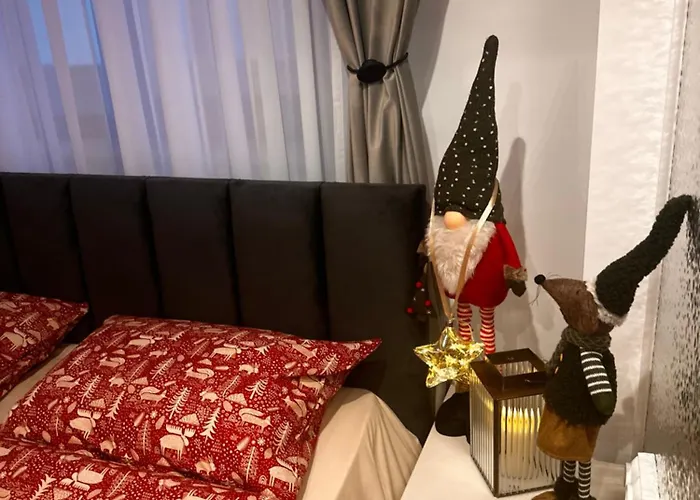 Apartament & Garden Madonna - Petunilor