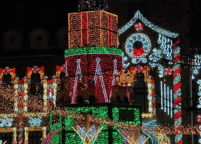 & Garden Madonna - Petunilor